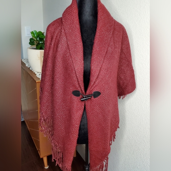 APT. 9 Wrap - Picture 3 of 9